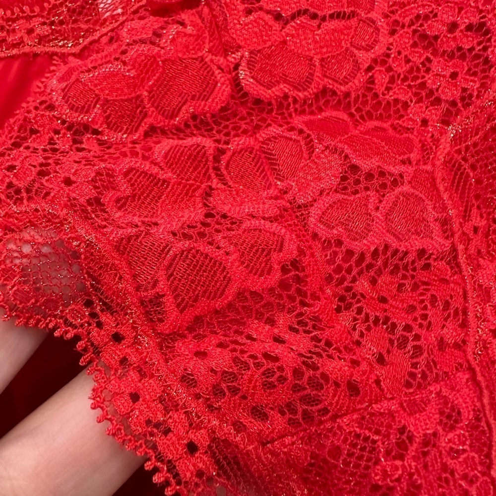 Victoria’s Secret lace panties lot of 3 size S - Picture 2 of 6